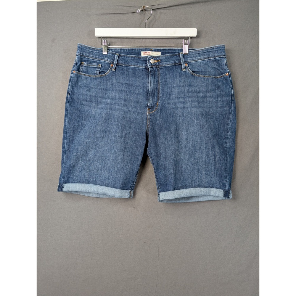Signature by Levi Strauss & Co Womens Bermuda Shorts Blue Denim Size‎ 20 W35